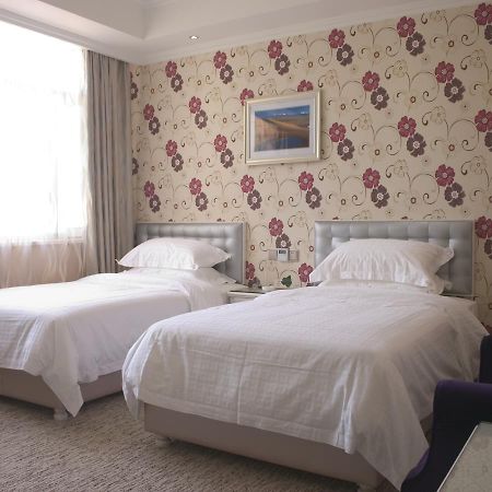 Xinyijia City Hotel Urumczi Zewnętrze zdjęcie